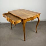 Table Louis XV noyer blond, début 19ème