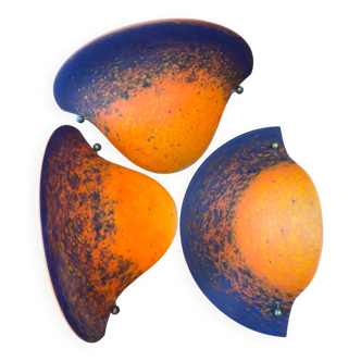 3 orange glass paste wall lights “Le verre Français”