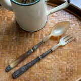 Salad cutlery