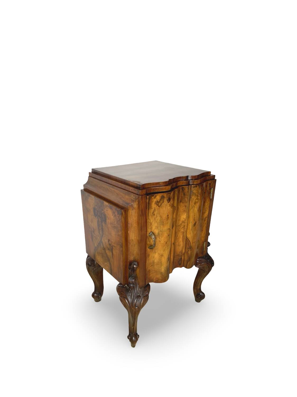 Italian nightstands from the 1930s