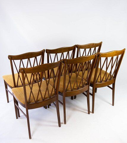 Set of six chairs in walnut 40s