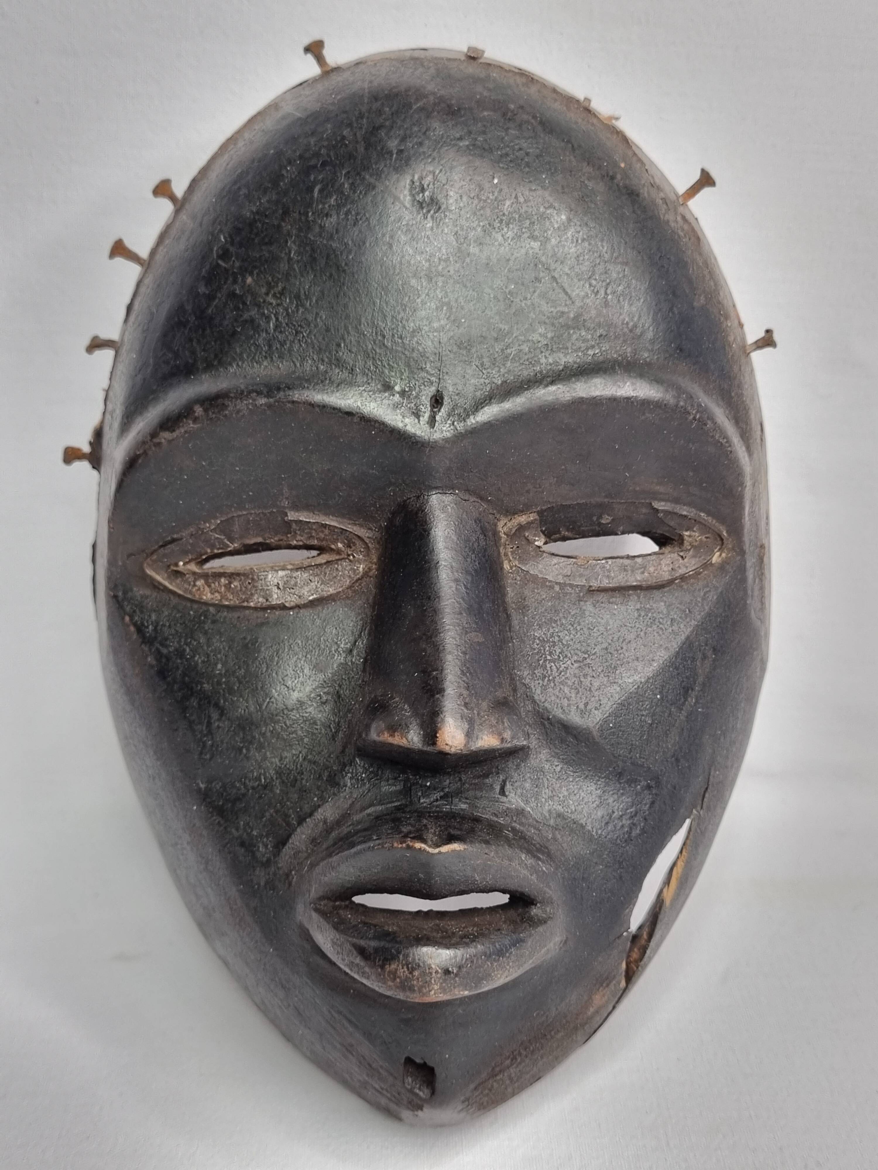 African mask Dan Déanglé, tribal art, Ivory Coast, 23 cm, 20th century