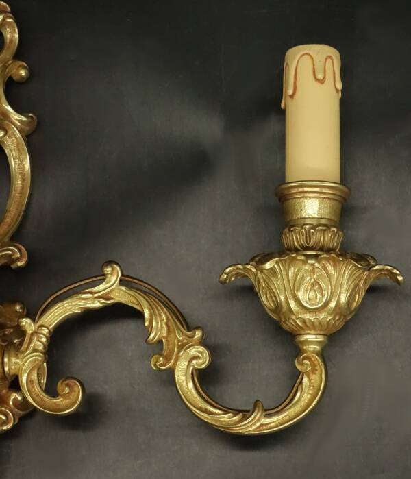 Paire de grandes appliques style Baroque / Rococo / Louis XV - bronze doré