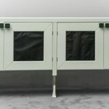 Sideboard in legno inserti in pelle verde anni ’60 vintage modernariato