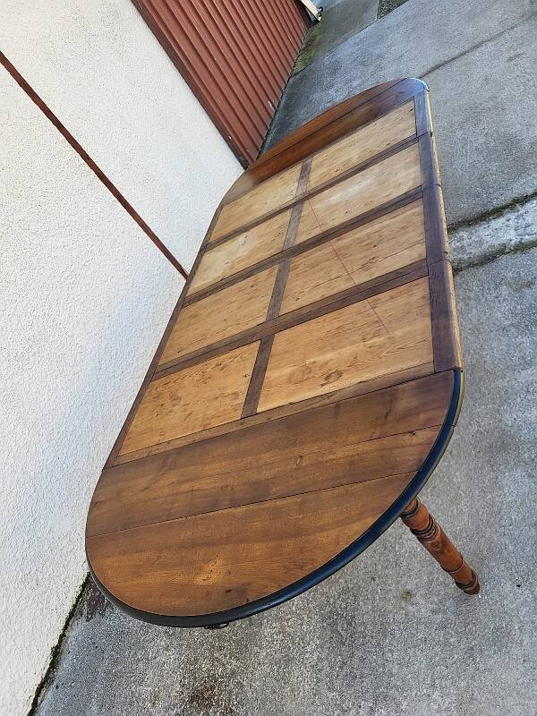 louis philippe 6-leged walnut table from the 19th century 320.50 cm long