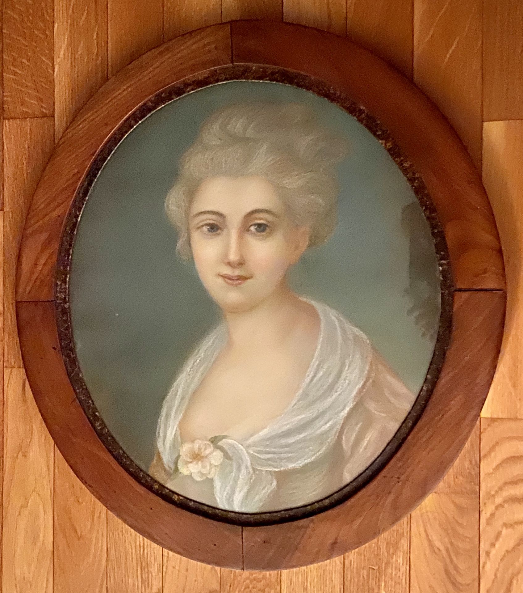 Old painting, portrait of a young girl