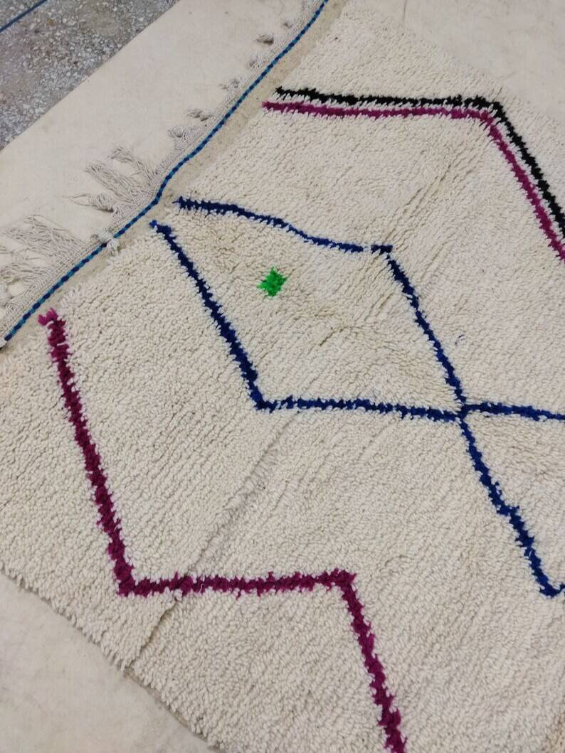 Azilal rug decorated woven in natural wool 250cm×150cm