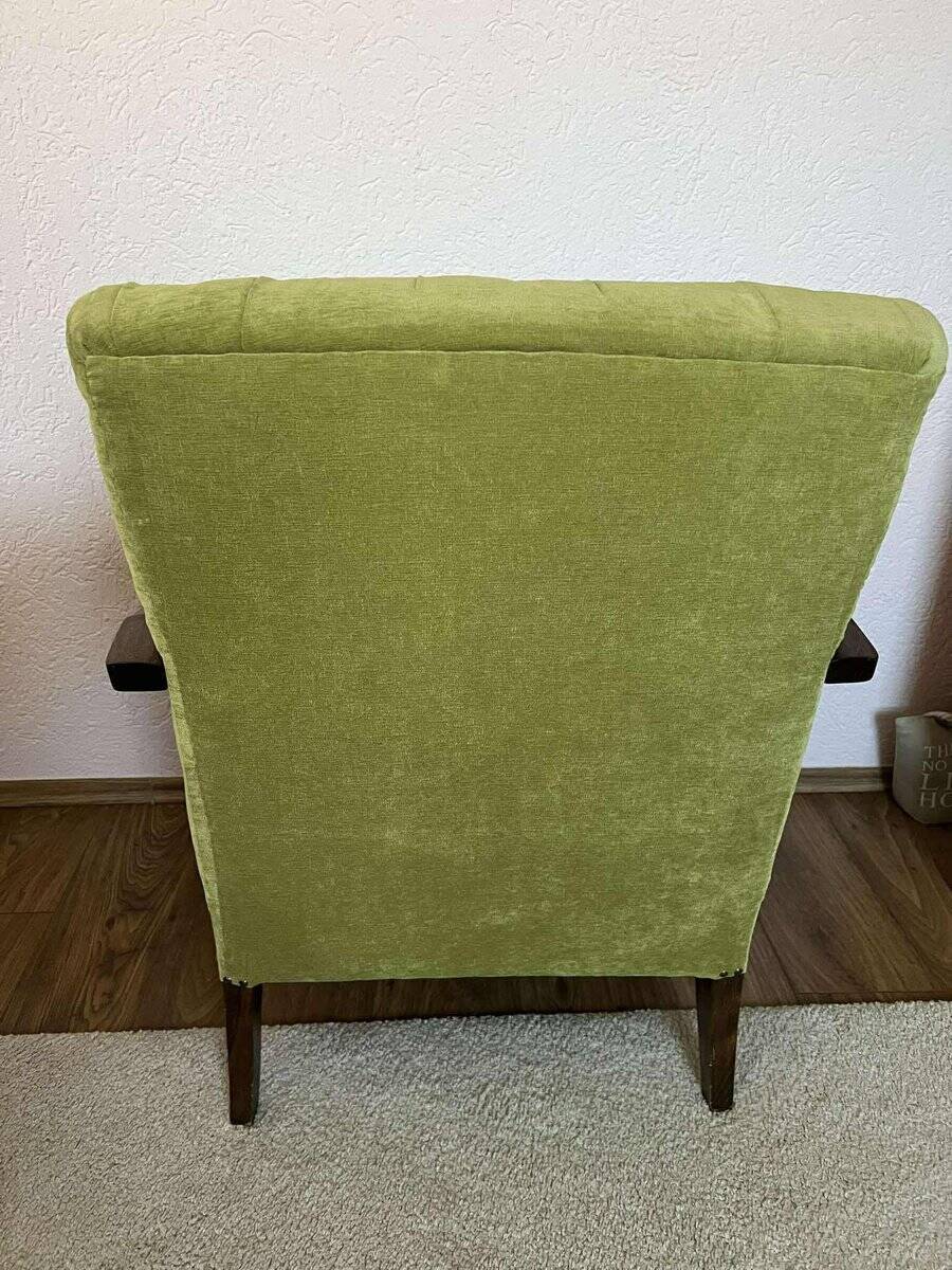 Art Deco walnut and green velvet armchair, Central Europe, 1930s