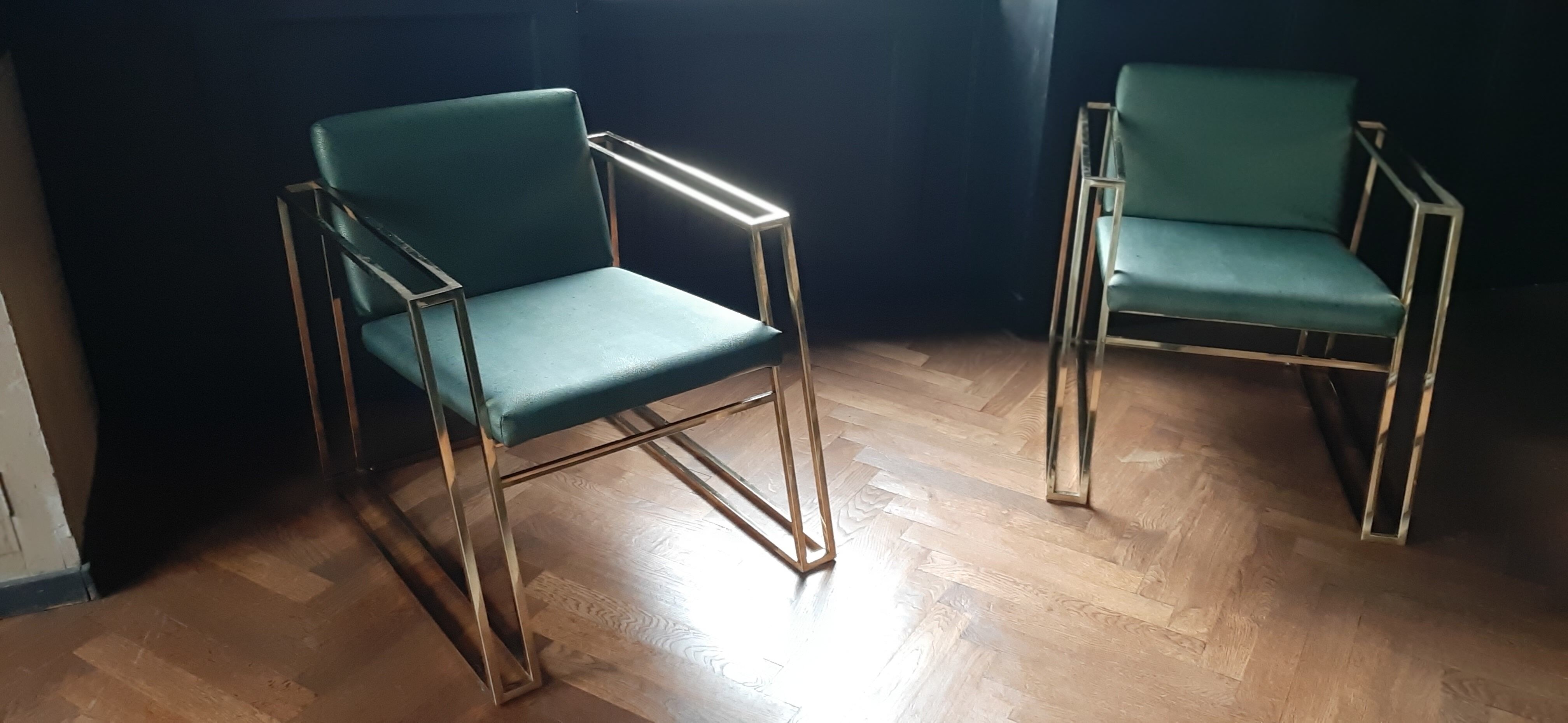 Pair of design armchairs allemand