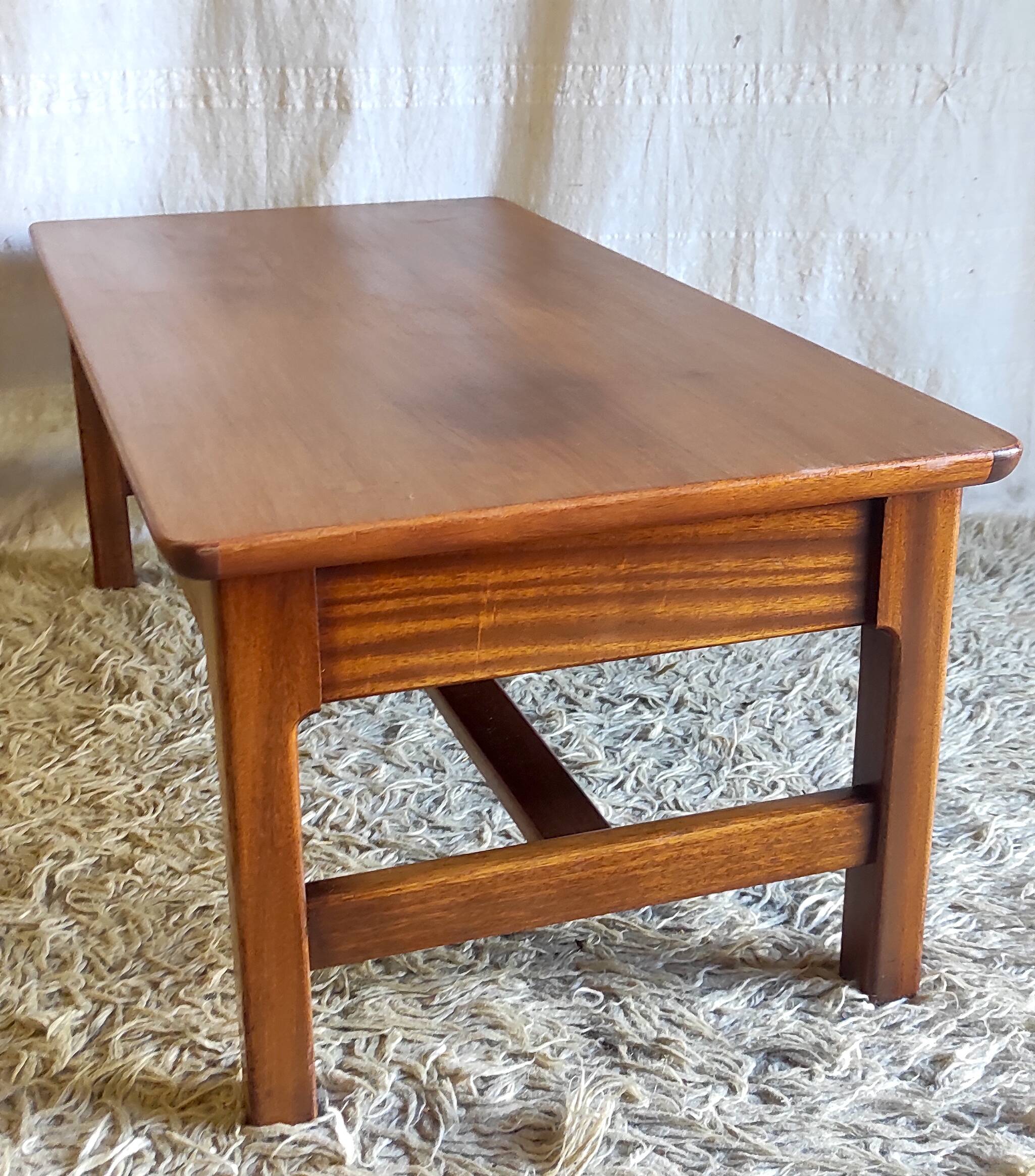 Scandinavian-style teak coffee table - mid-20th century