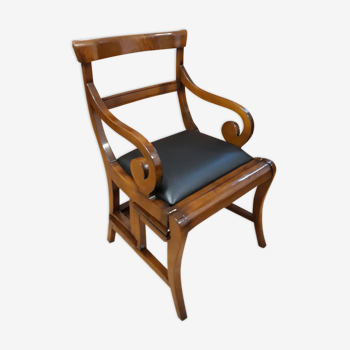 Notarial chair, luxurious library