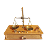 Pharmacist's scale of the 20s with its original box