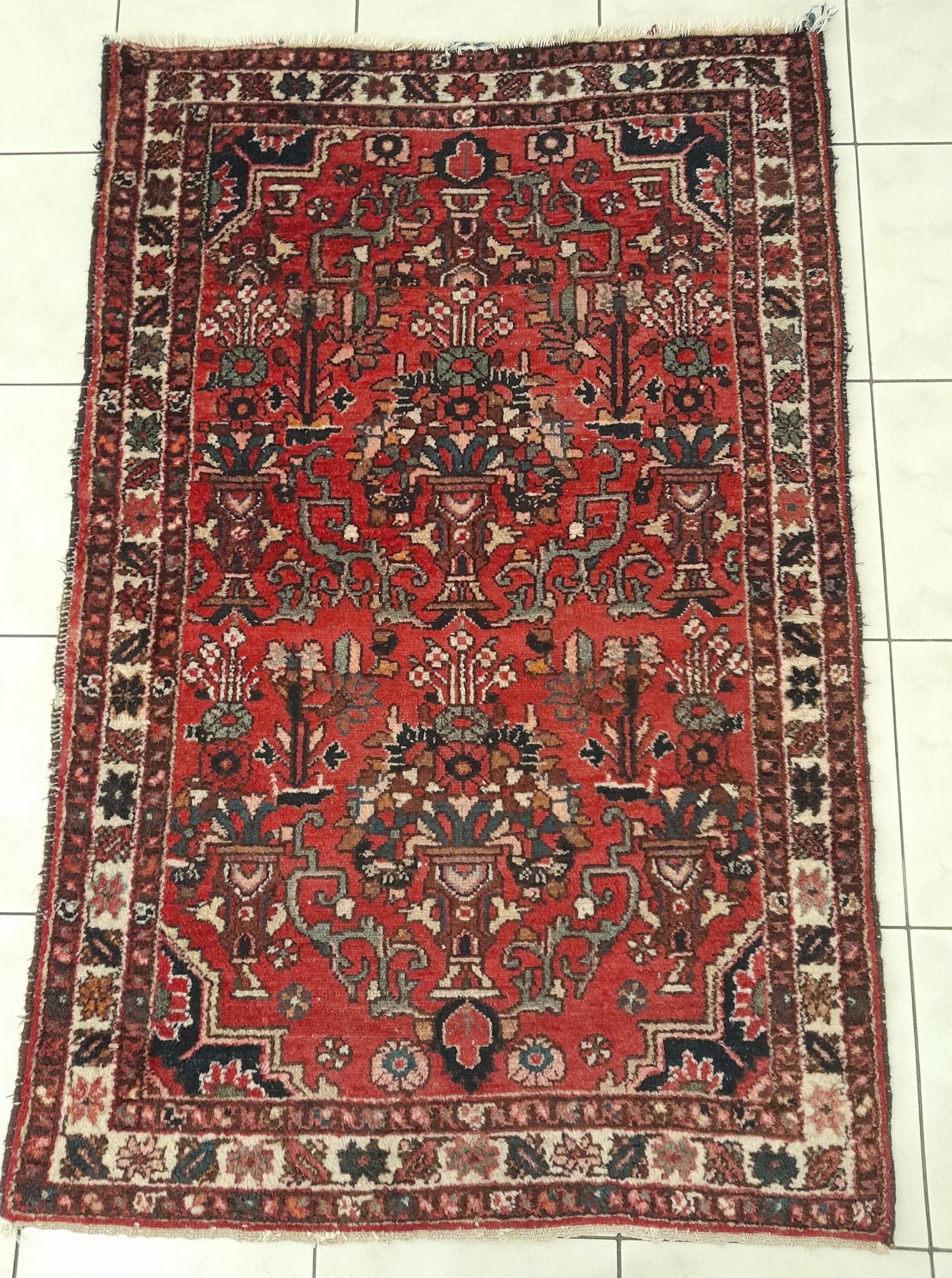 Handmade Persian Sarough rug 149x100cm