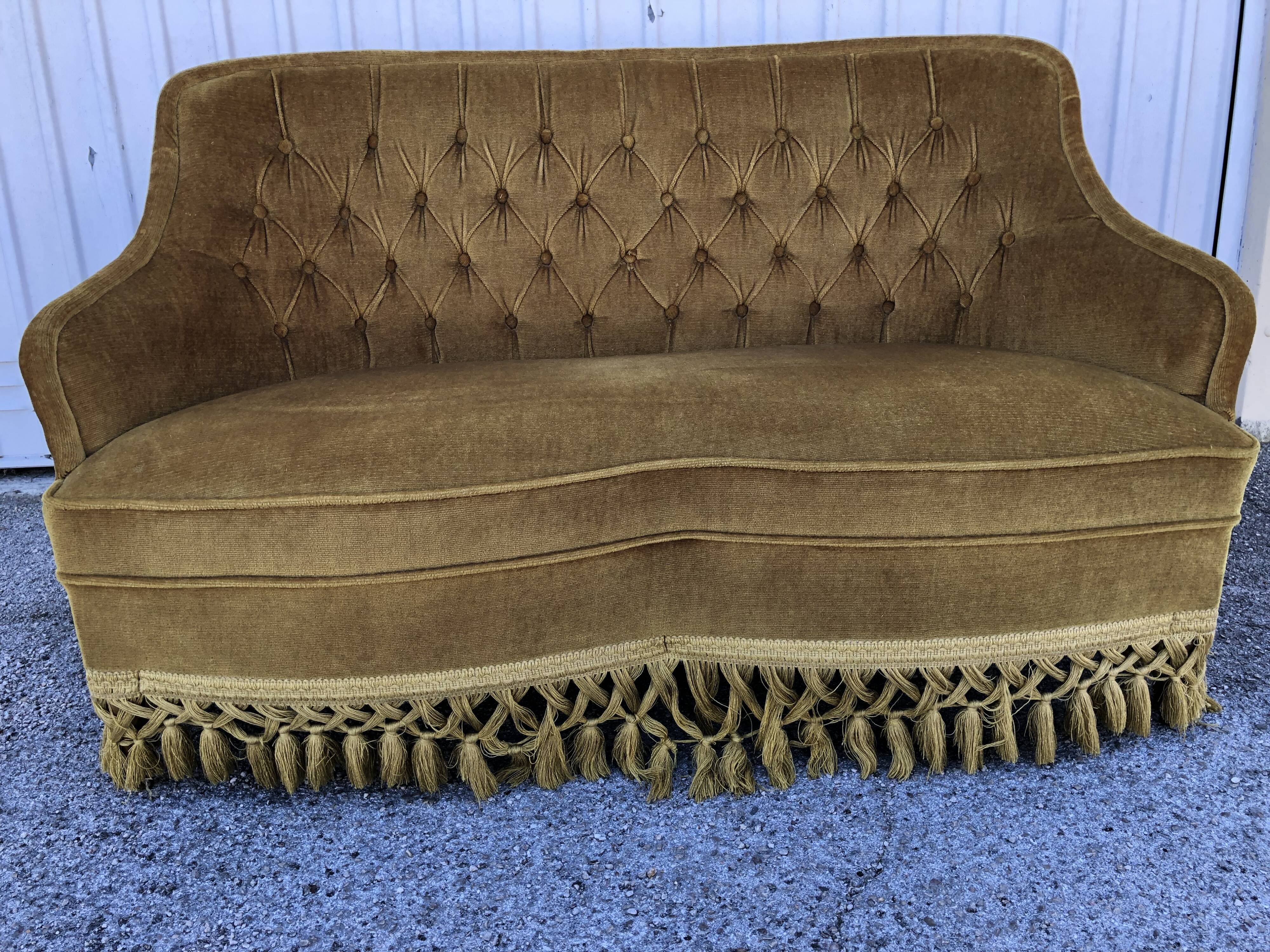Bench velvet gold vintage
