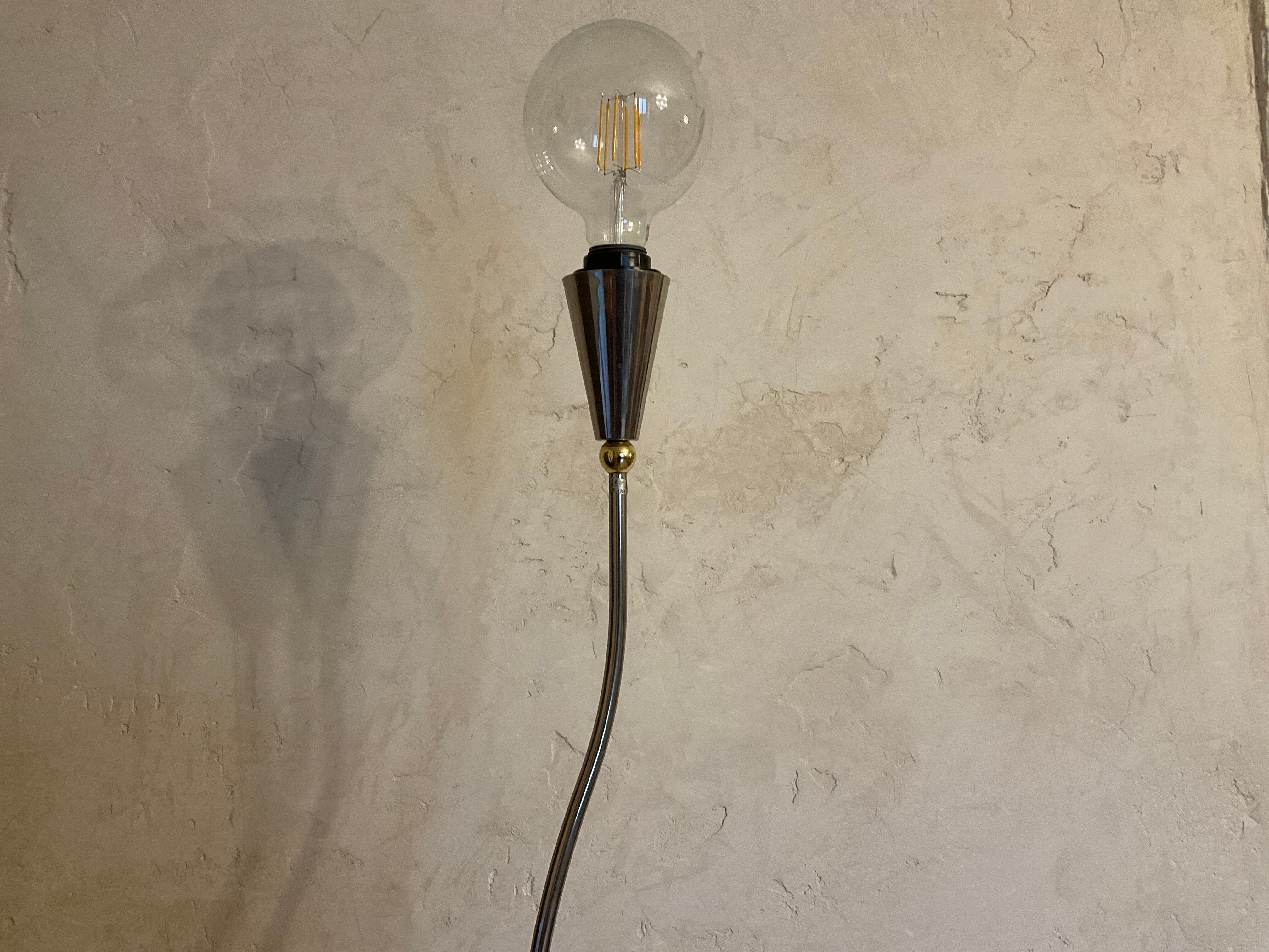 Vintage floor lamp in chrome metal and brass design swiss lumess