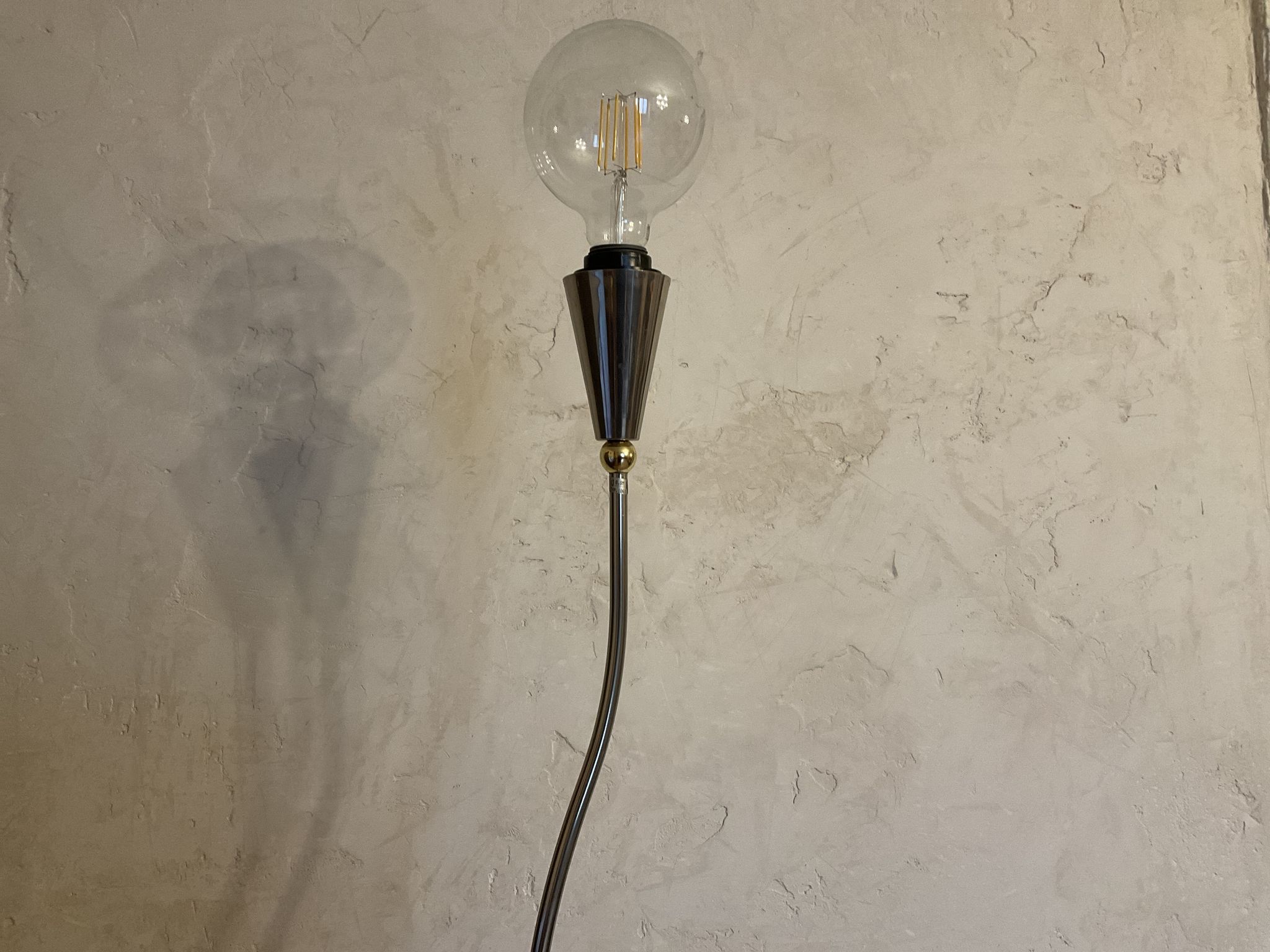Vintage floor lamp in chrome metal and brass design swiss lumess