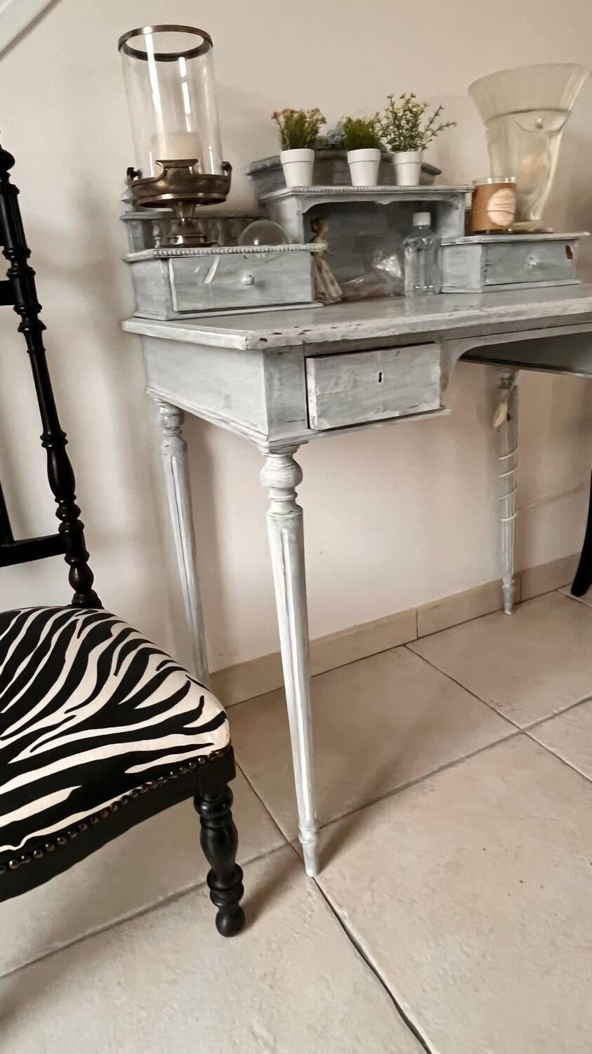 Secretary desk Henri II with grey Gustavian steps