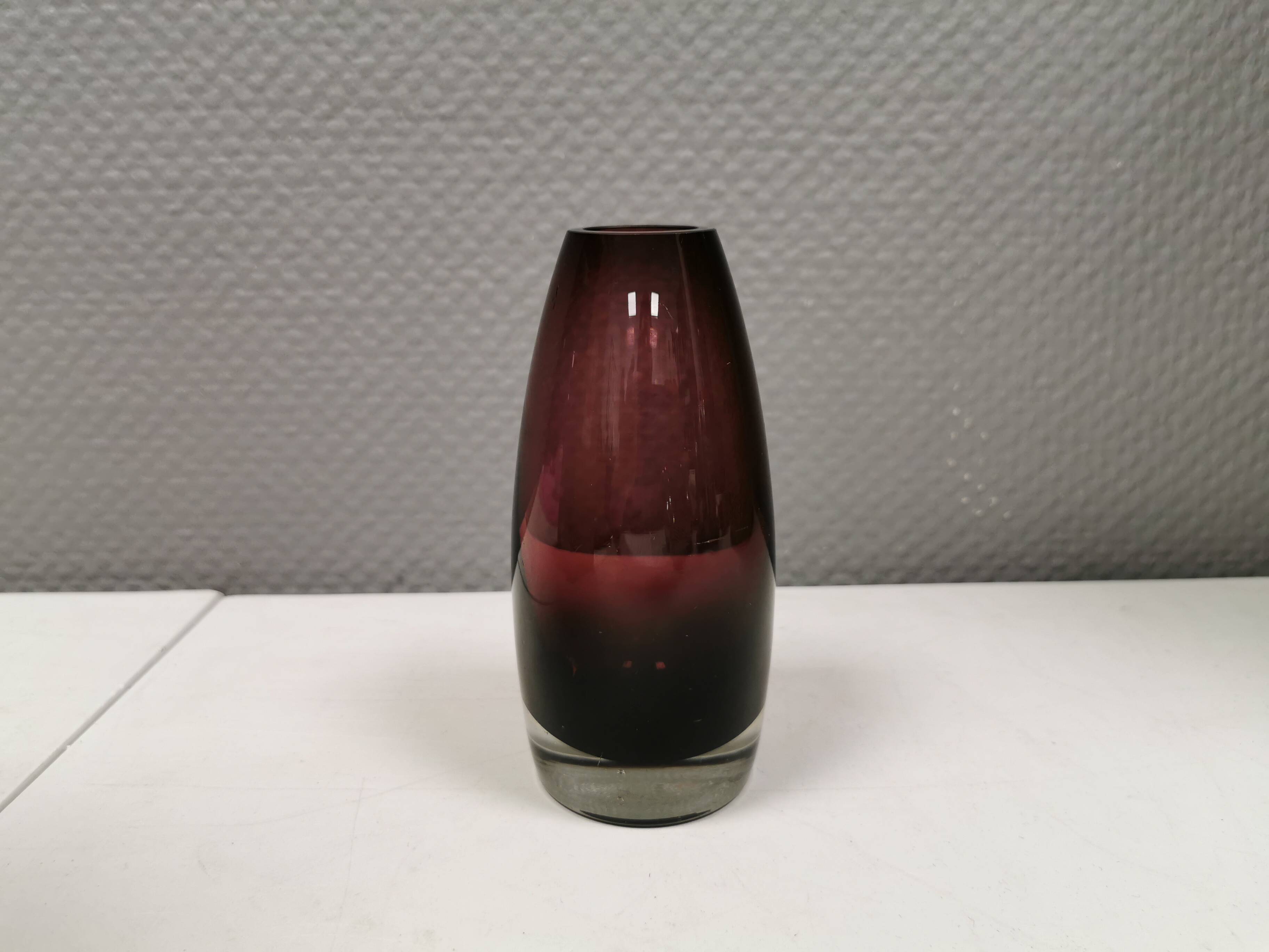 Timeless, mouth-blown glass vase, number 1365 by Tamara Aladin for Riihimäen Lasi Oy Finland 1960s