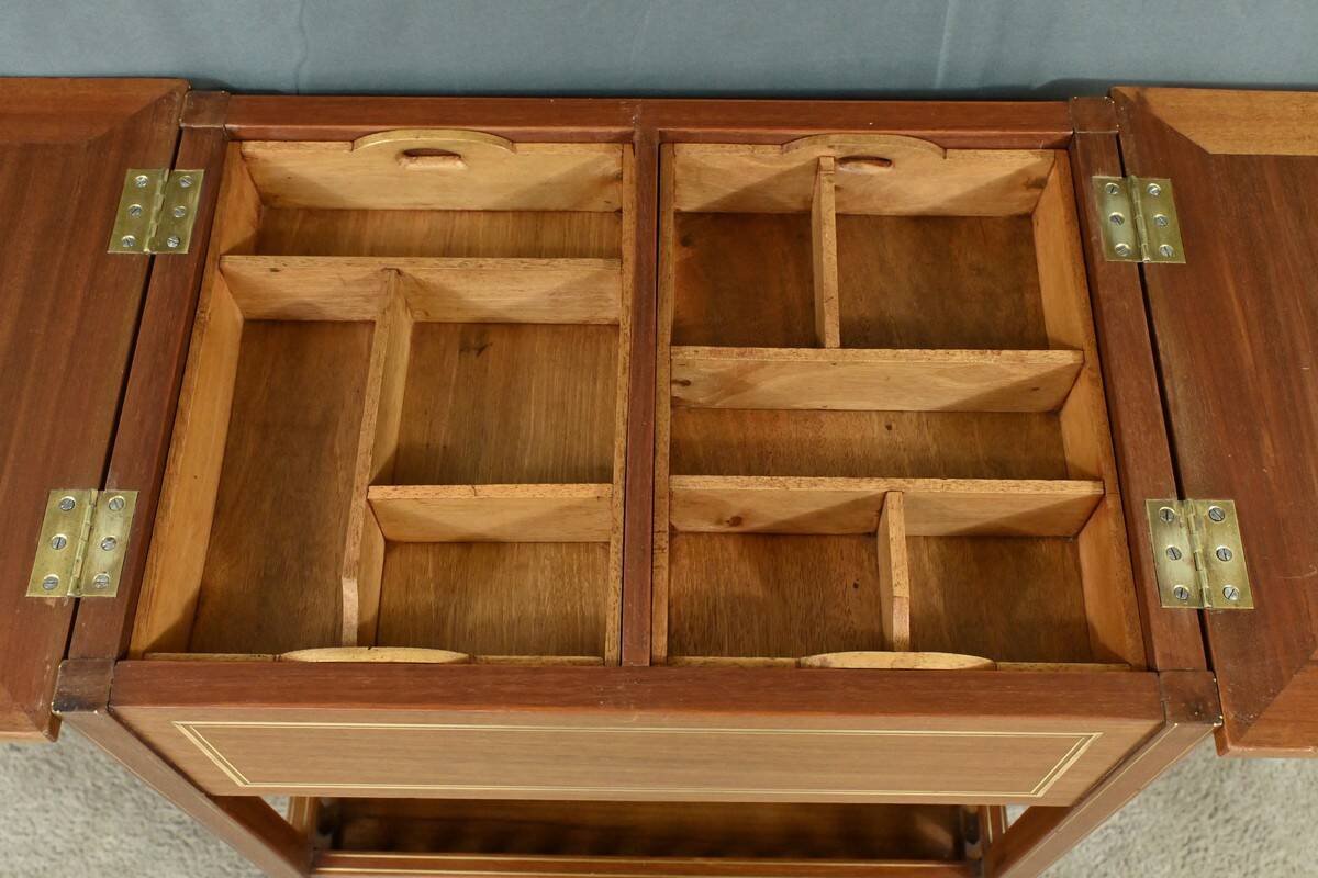 Small Mahogany Coffee Table, Maison Pagny, Directoire style – Early 20th century