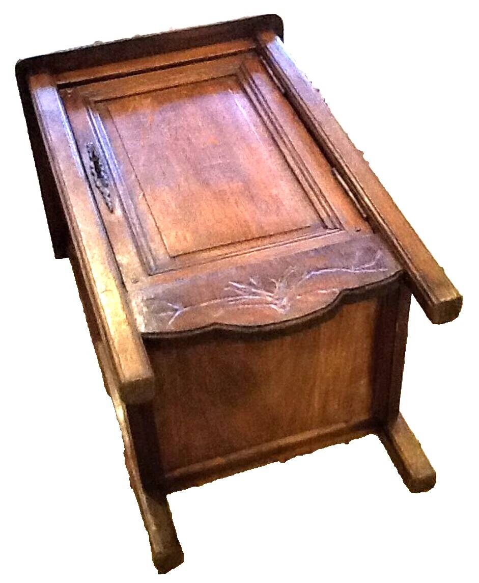 Ancien confiturier campagnard finition cirée