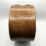 Boîte suédoise ancienne en bois courbé avec couvercle • Art populaire