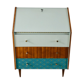 Vintage secretary revisited