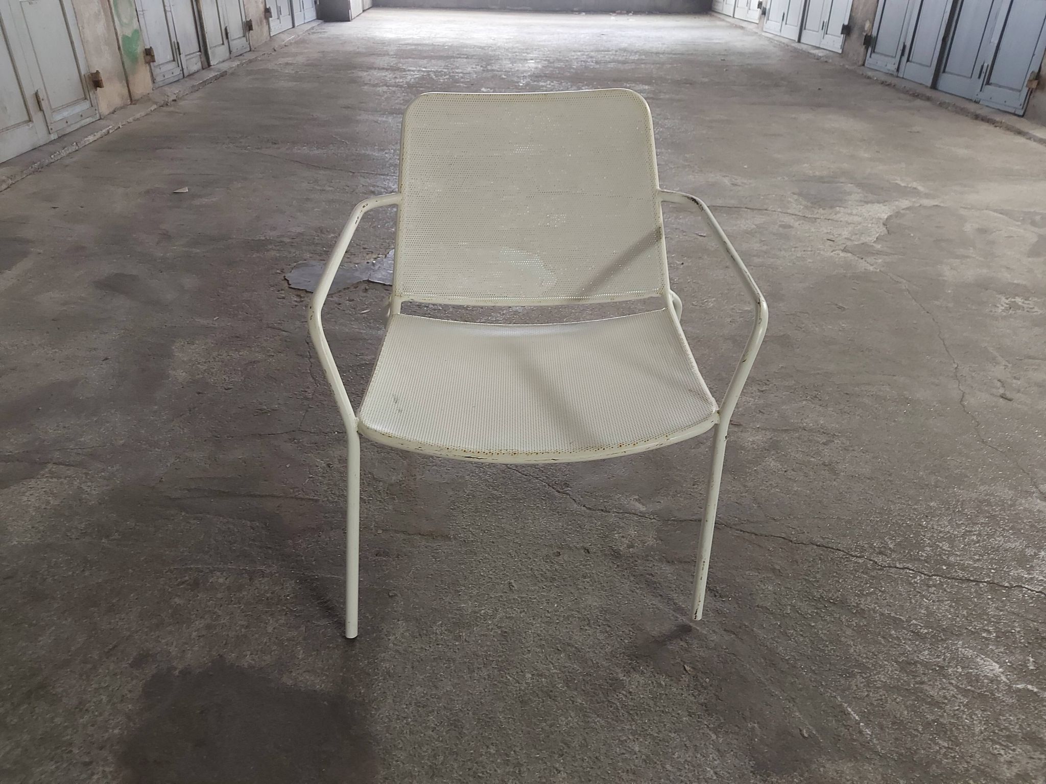 Fauteuil en métal de jardin vintage