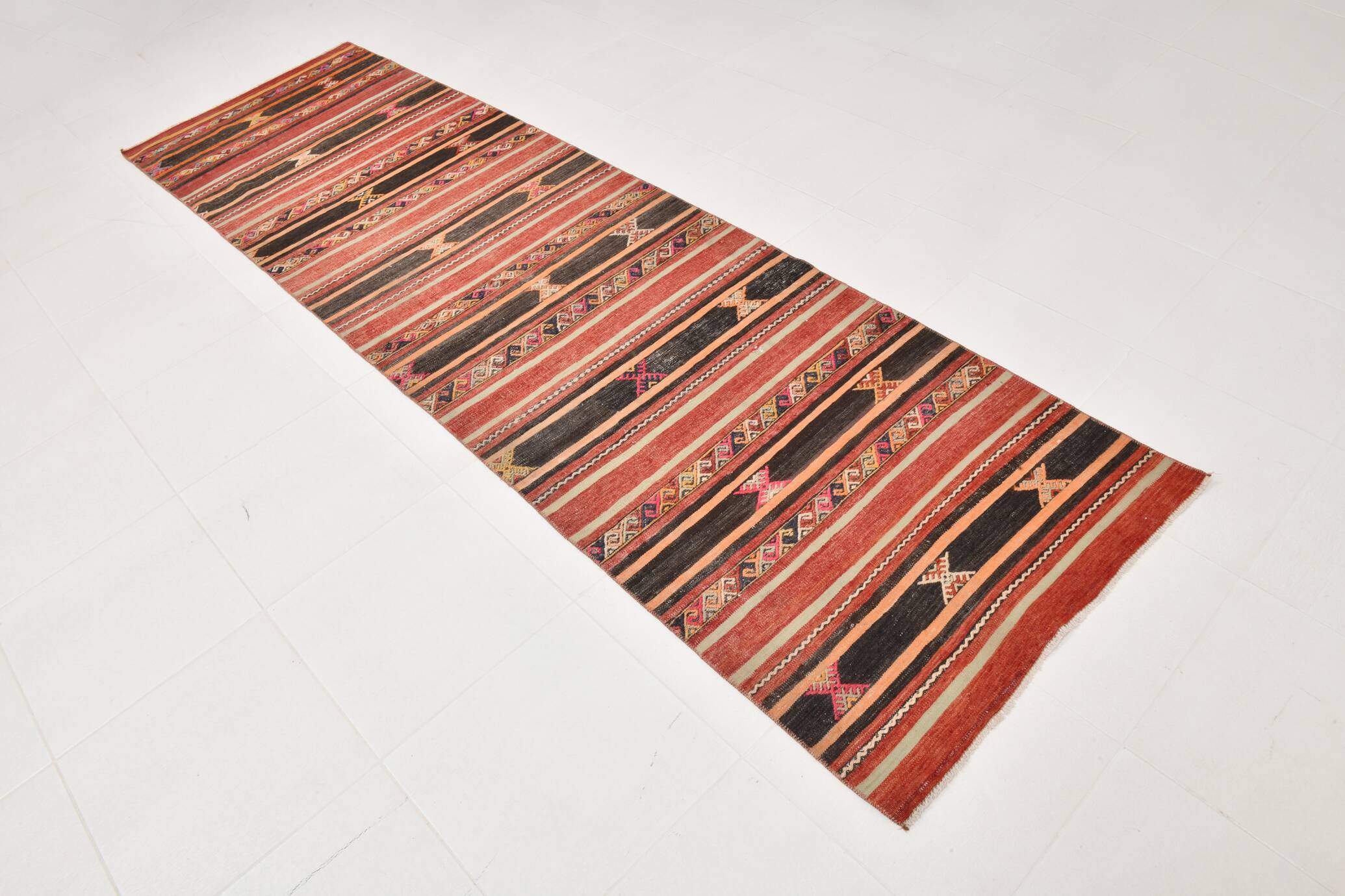 3x10 Red & Black Striped Kilim Runner Rug, 90x309Cm