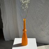 Vase soliflore en verre orange vintage H34