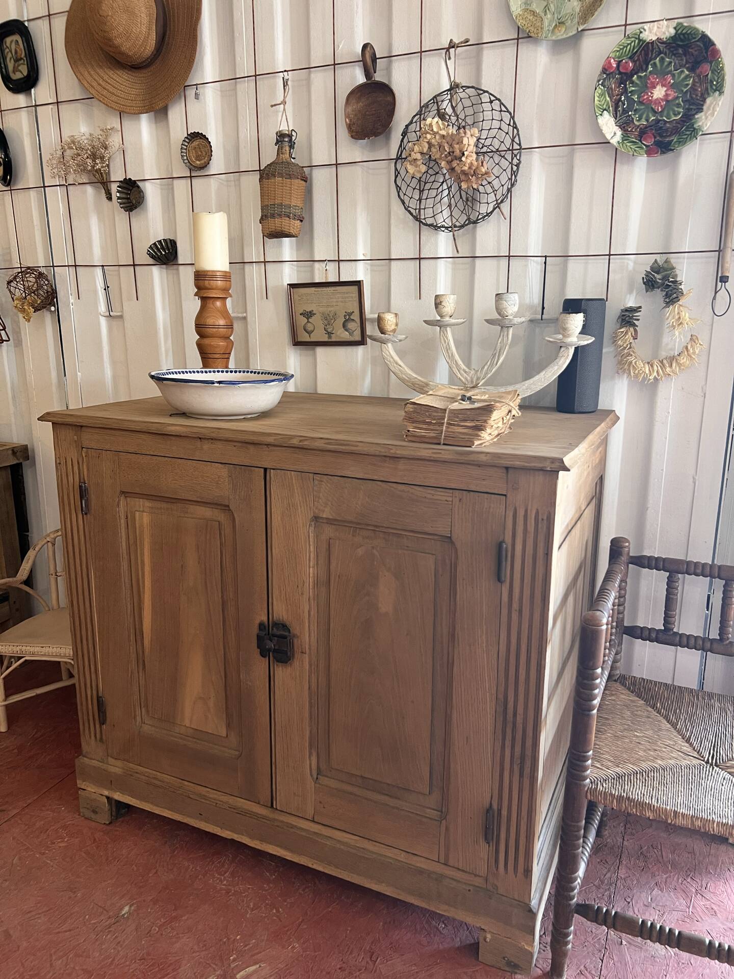 Solid wood sideboard