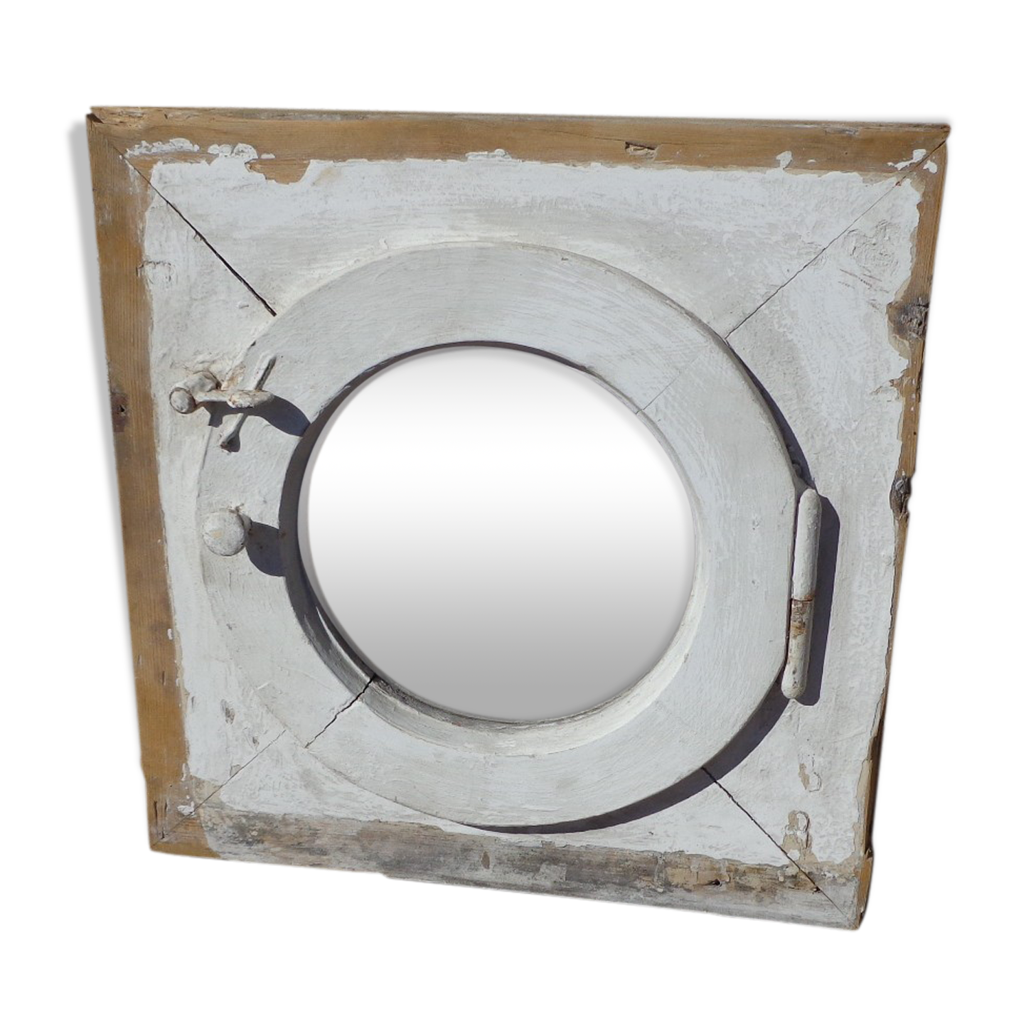 Window chassis opening