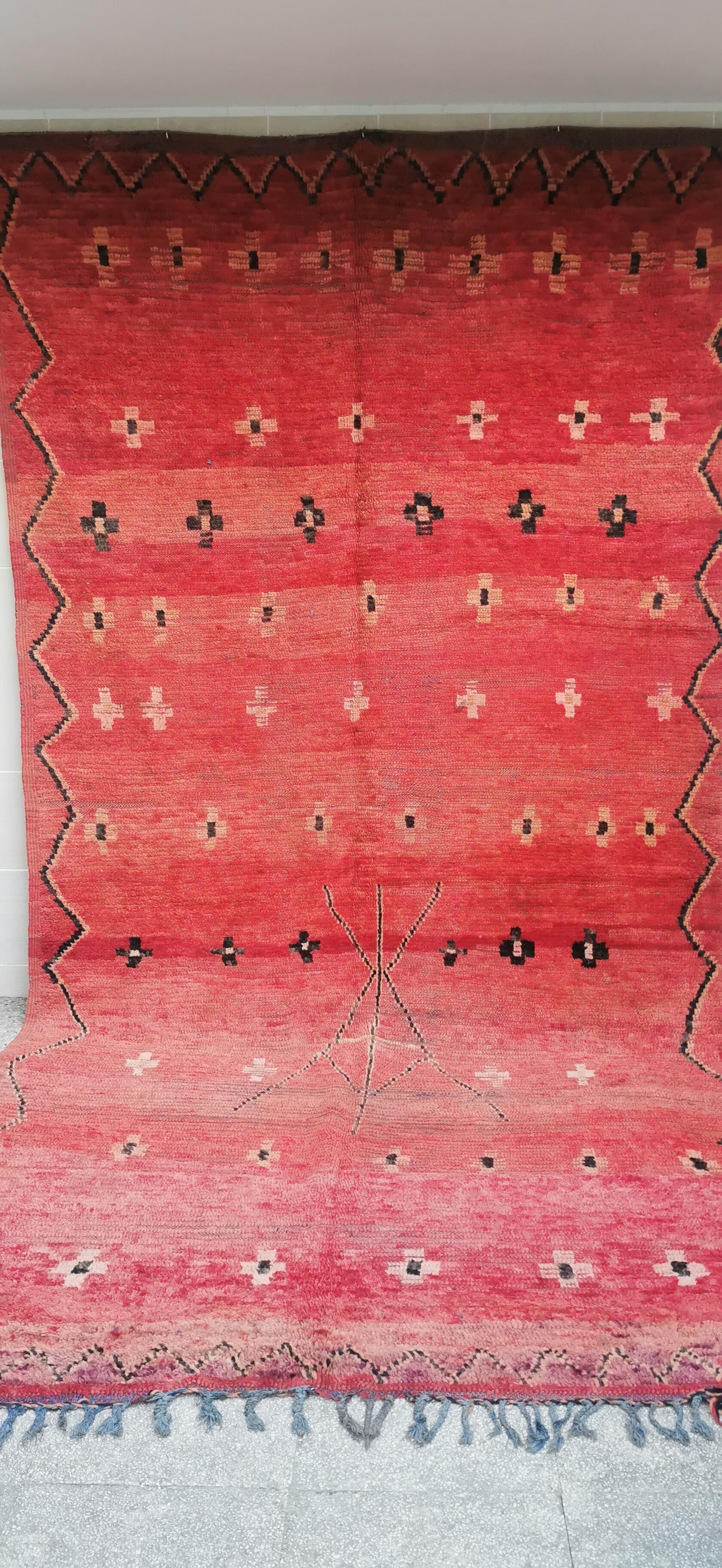 Vintage Berber carpet boujaad 200/390