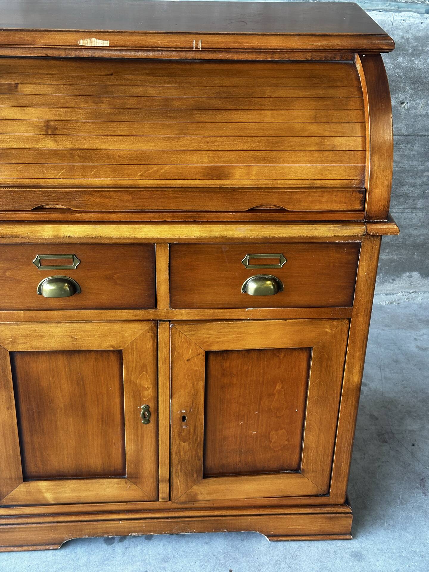 Secrétaire à rideau en merisier – Petit bureau de rangement, seconde m