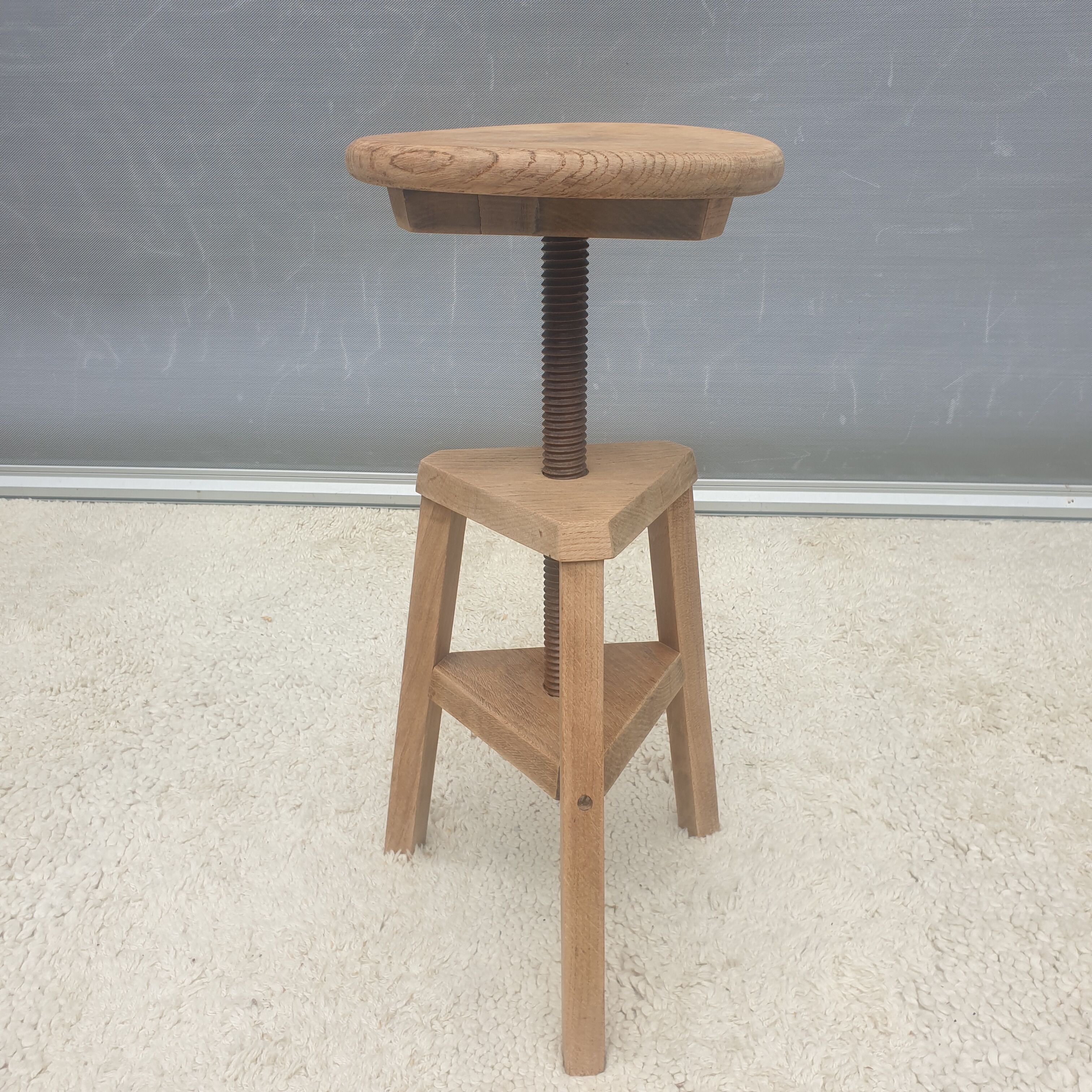 Watchmaker's stool with oak screw
