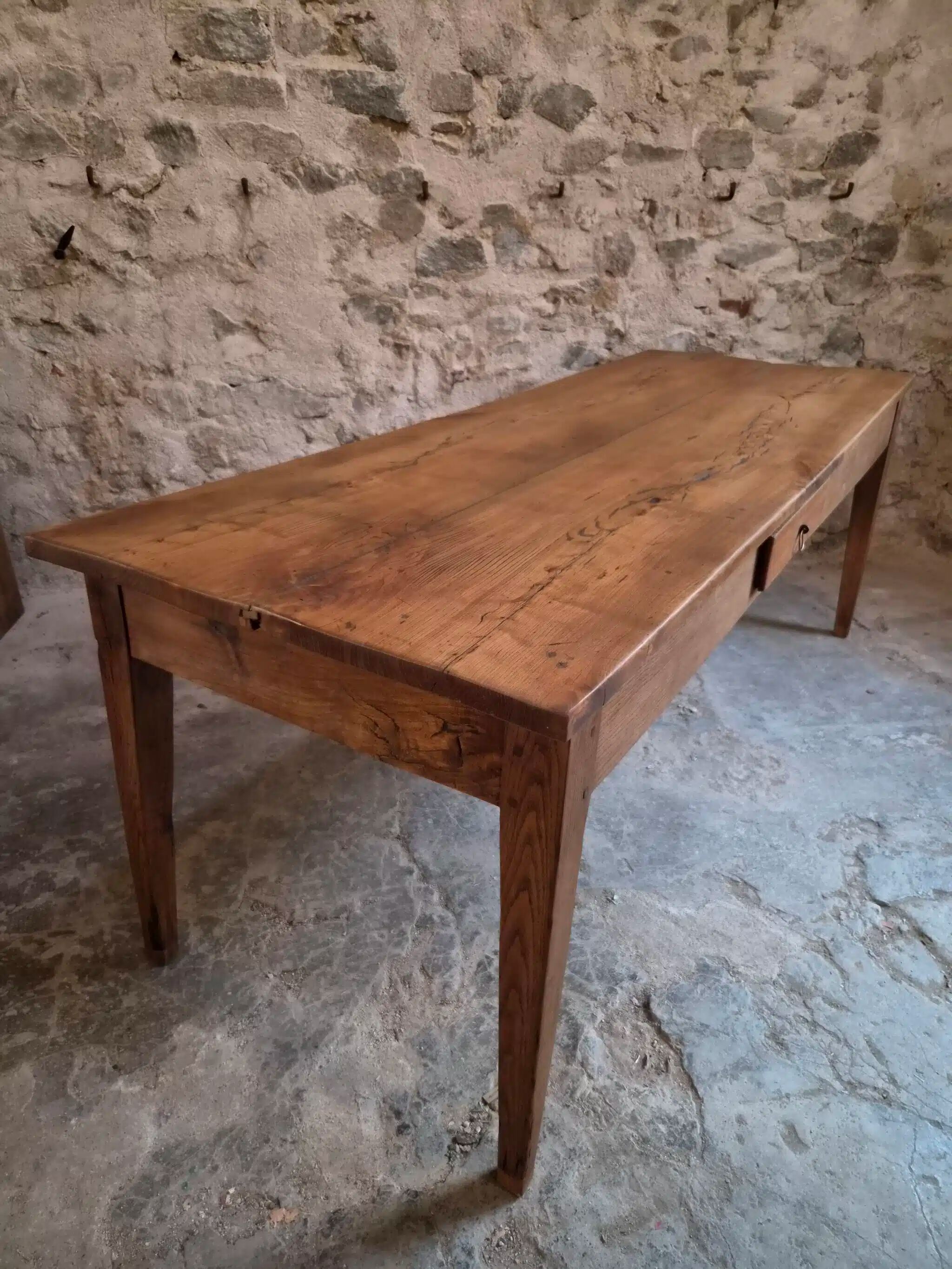18th-century French farmhouse dining table in oak and chestnut.