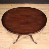 Paire de tables d'appoint anglaises du XXe siècle