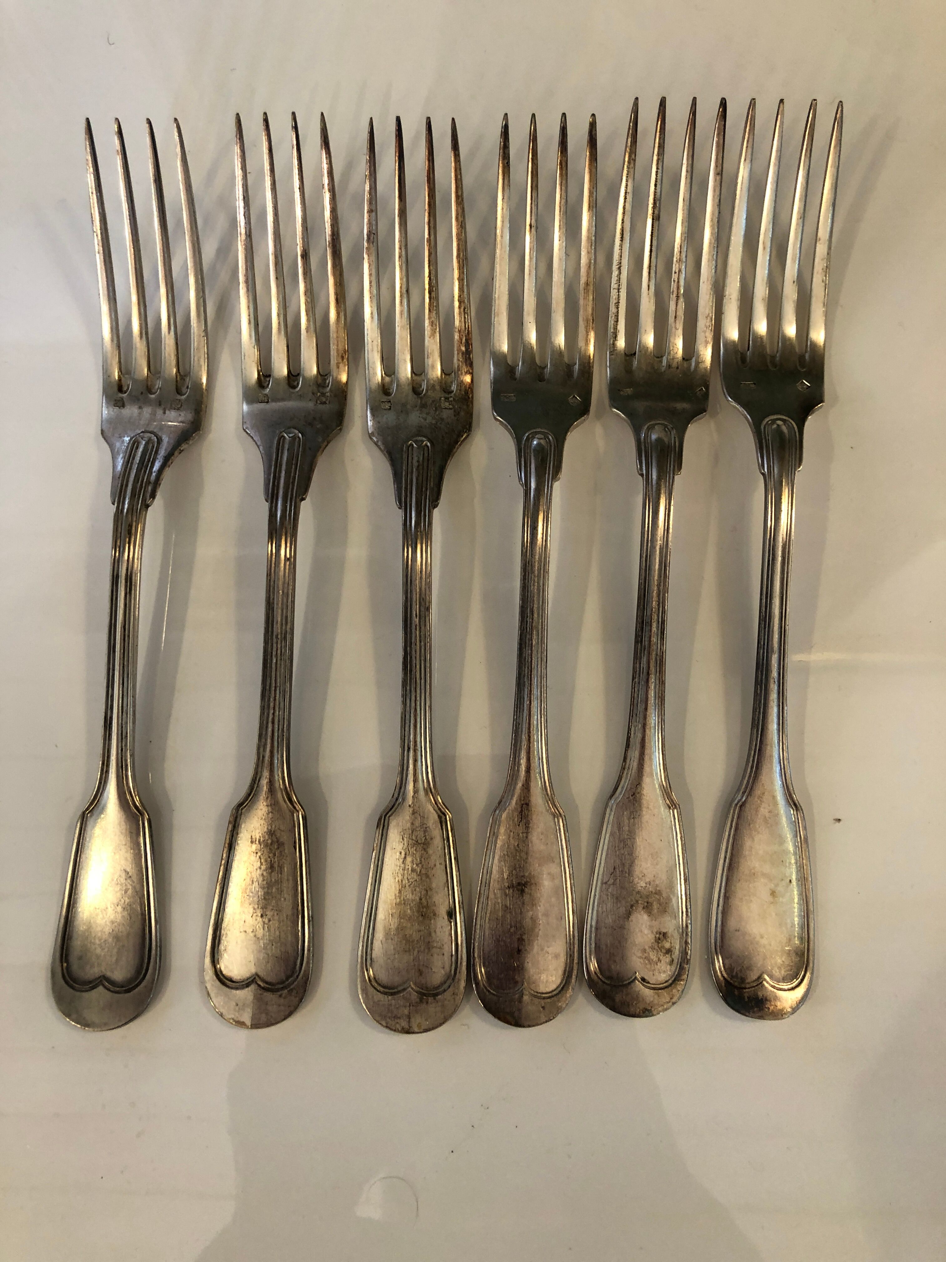 6 silverware forks