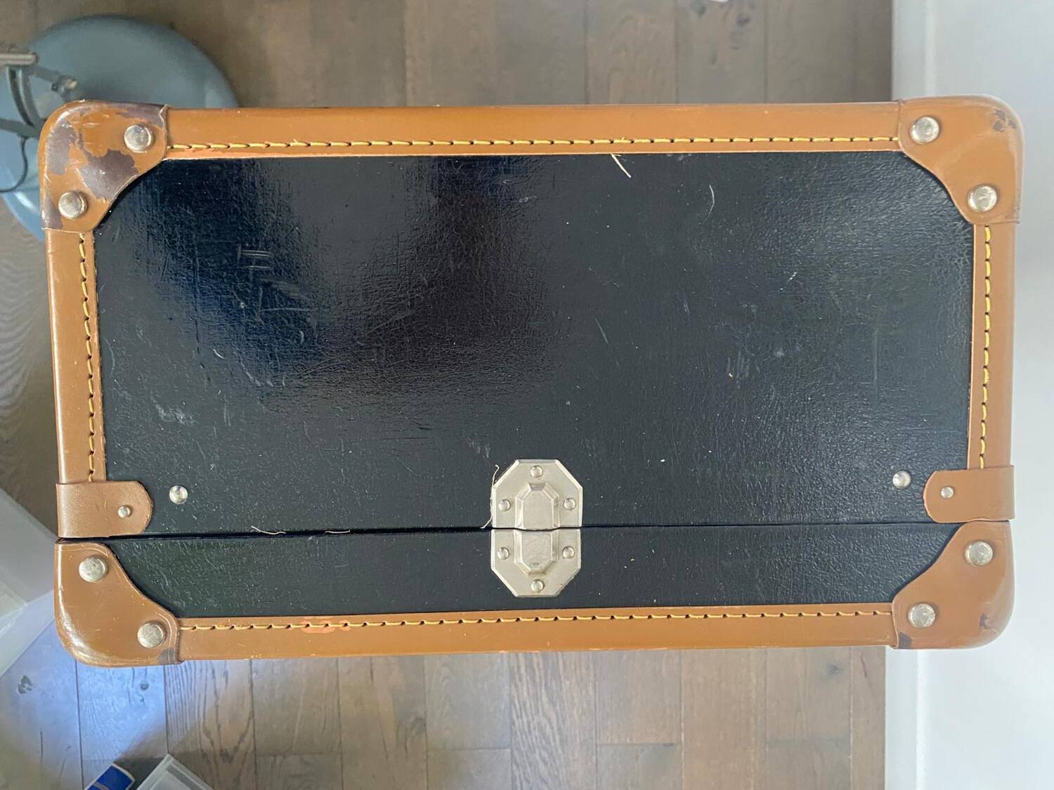 Malle Cabin Mid-Century Fibre Vulcanised / Beige Leather / Metal