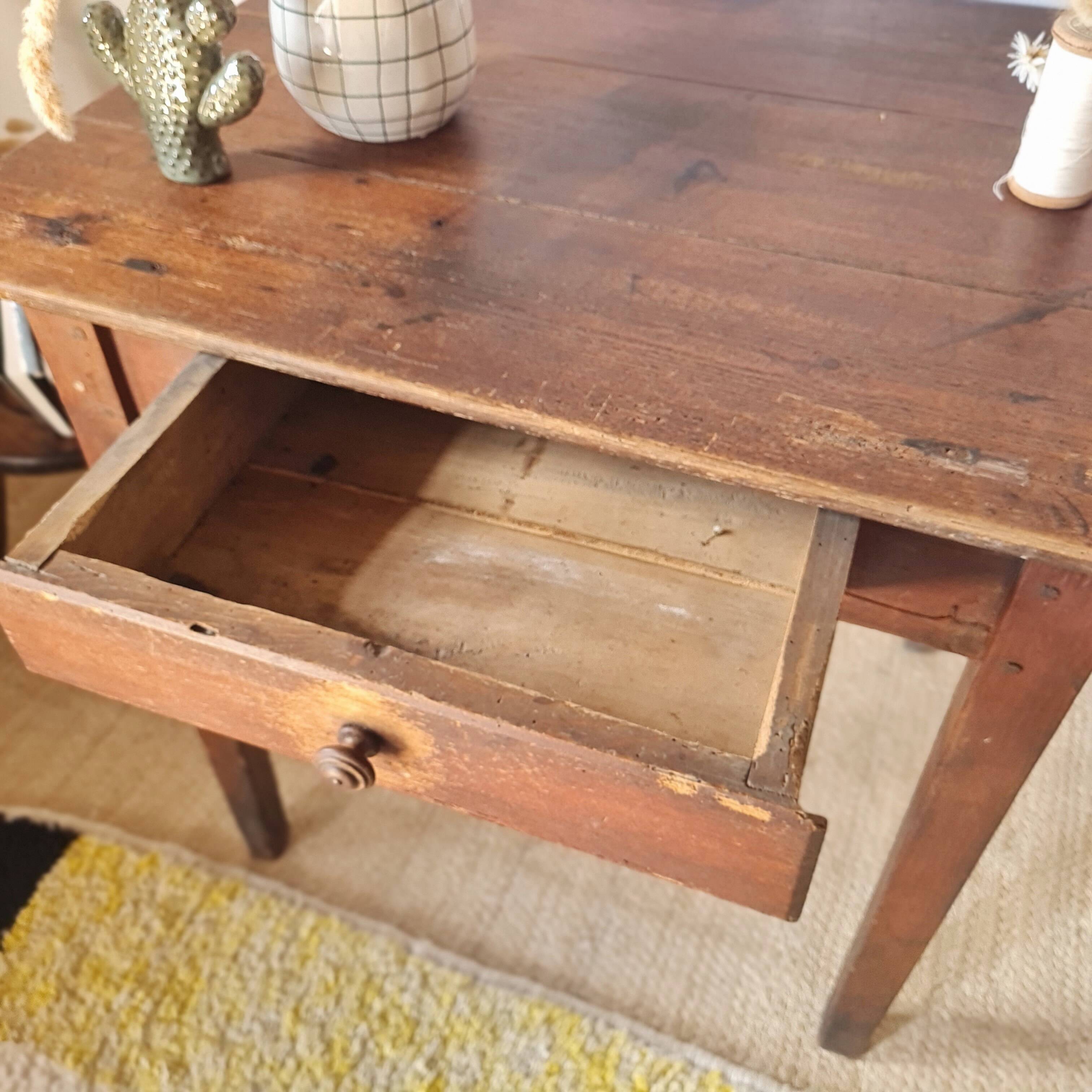 Small antique farmhouse table in wood – vintage rustic desk