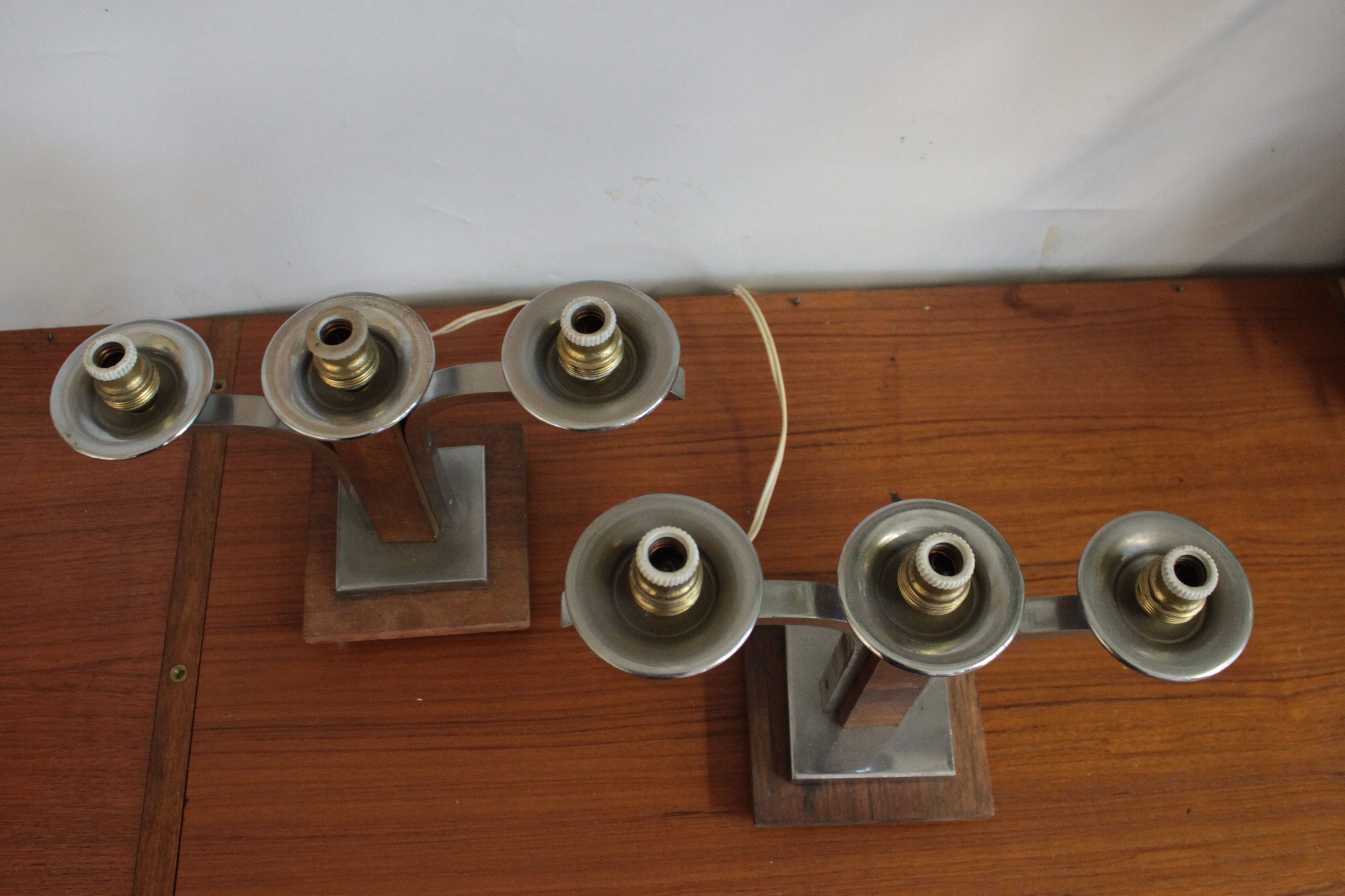 Pair of Art Deco rosewood chandelier table lamp