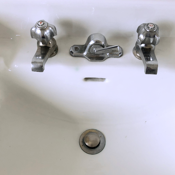 Bathroom furniture epoque art deco