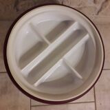 Sewing basket on 4 feet