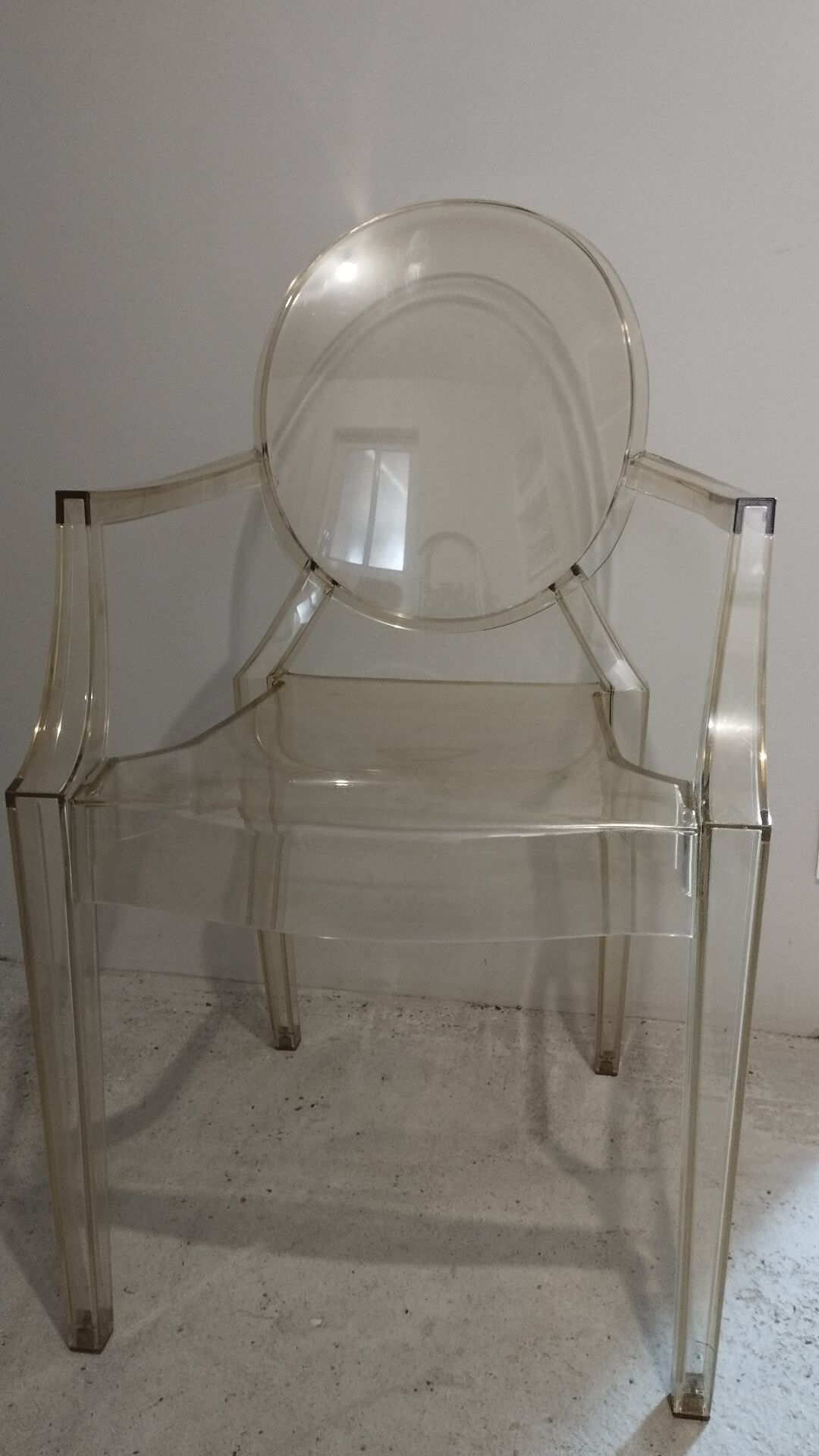 Fauteuil Louis Ghost de Philippe Starck Kartell