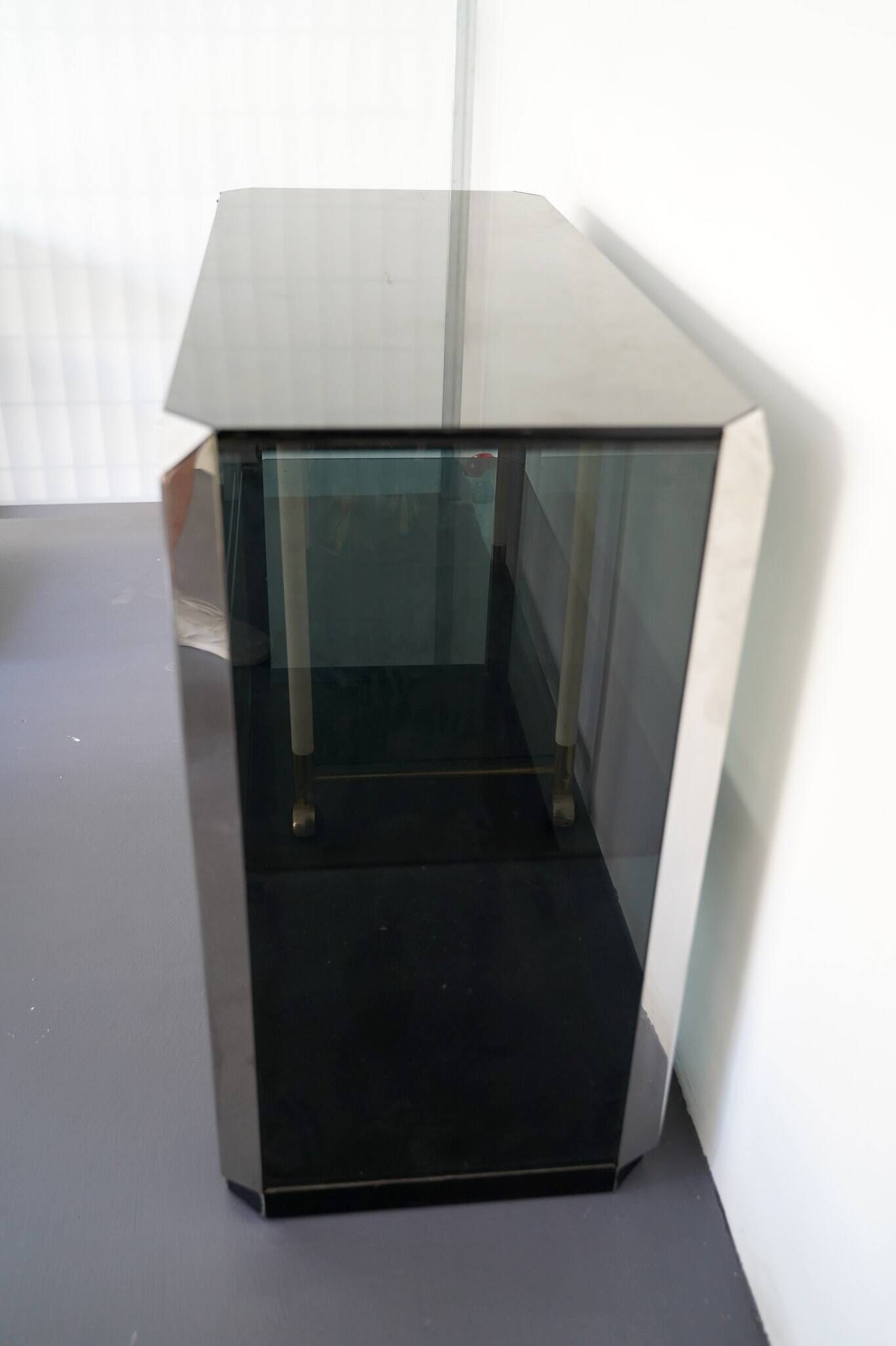 Vintage glass and chrome cabinet by Willy Rizzo for Mario Sabot. Italy 1970