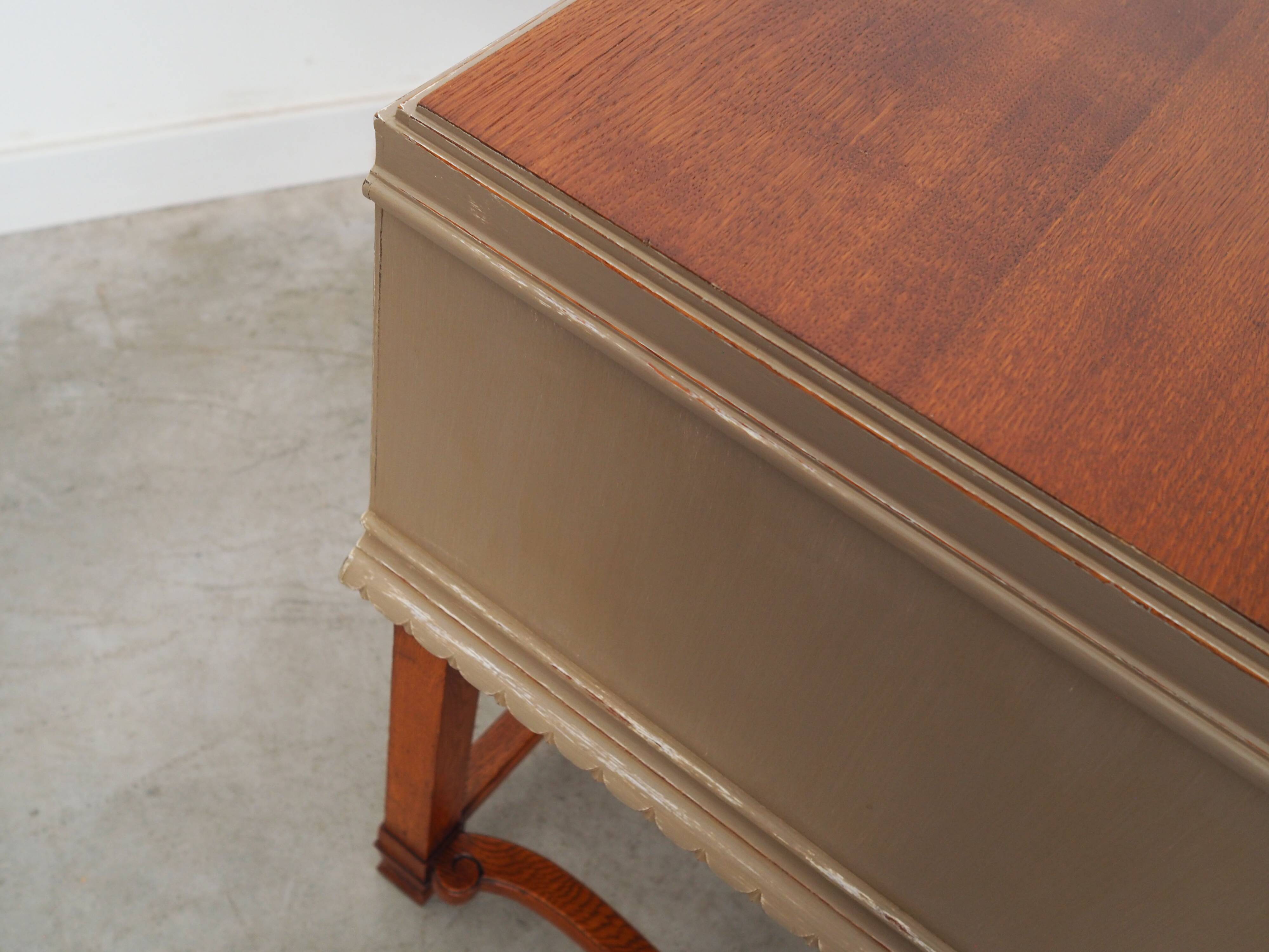 Bureau en chêne, design danois, années 1950, production : Danemark