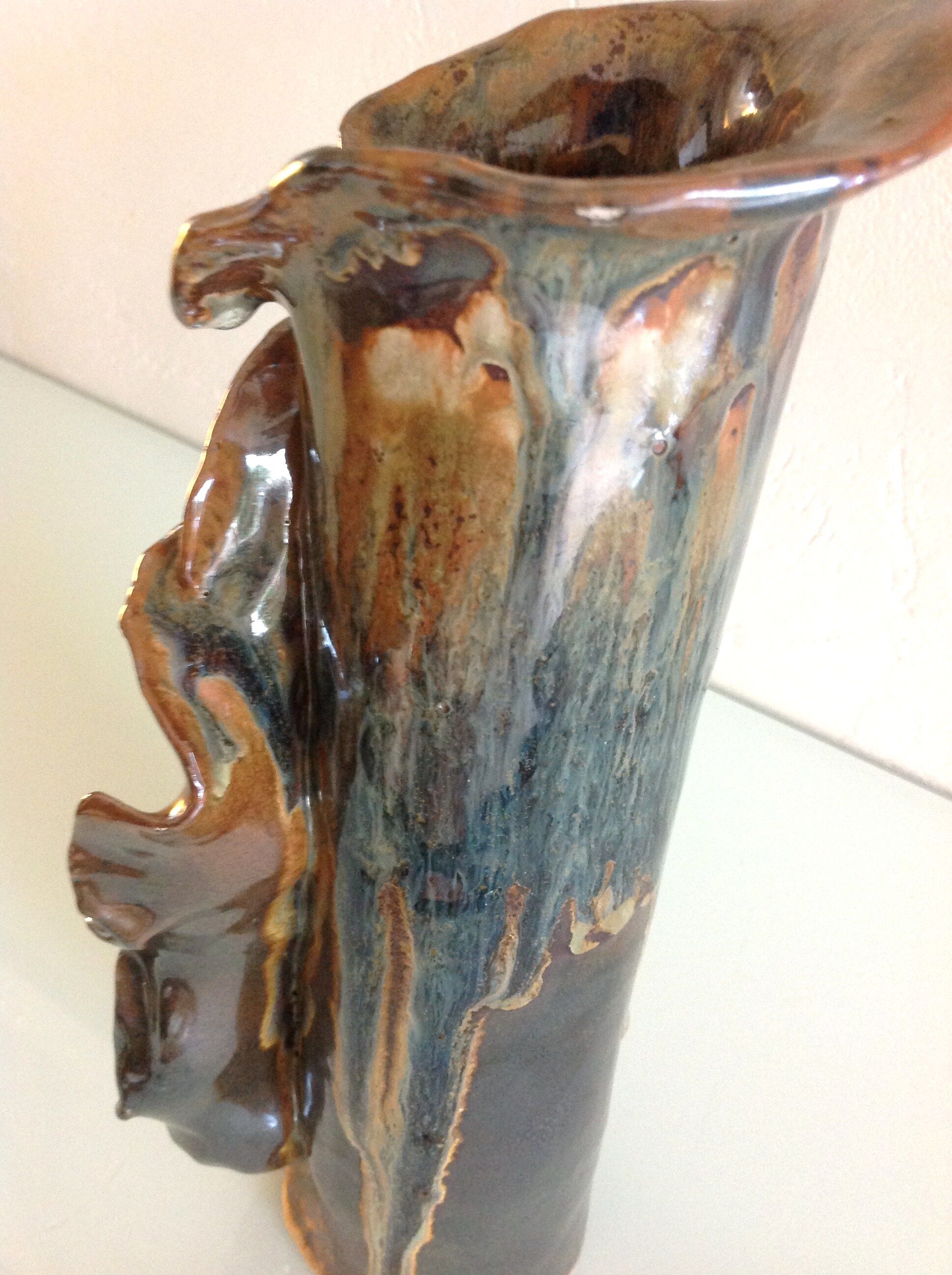 Roll vase in iridescent ceramics 60/70