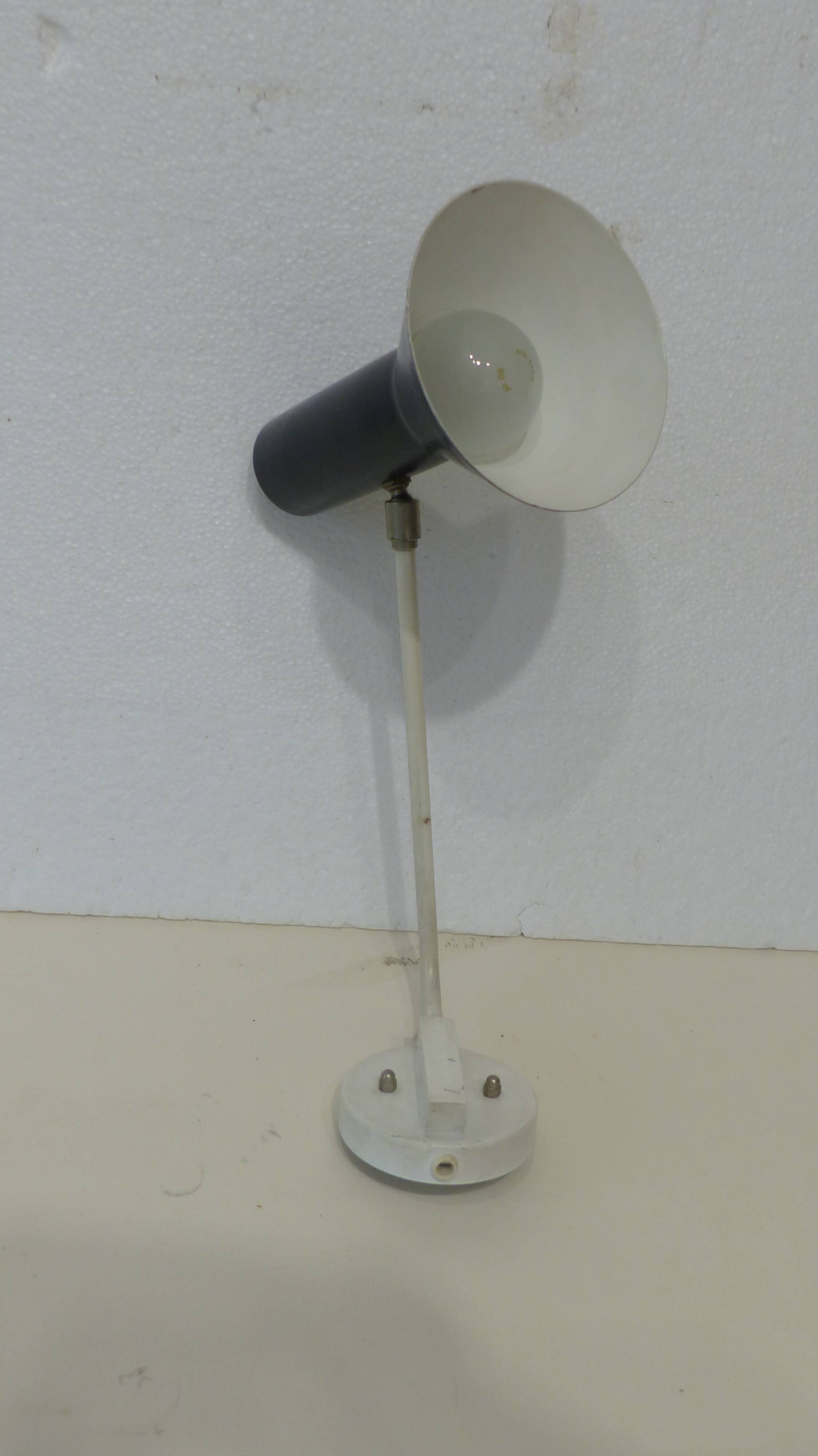 wall light