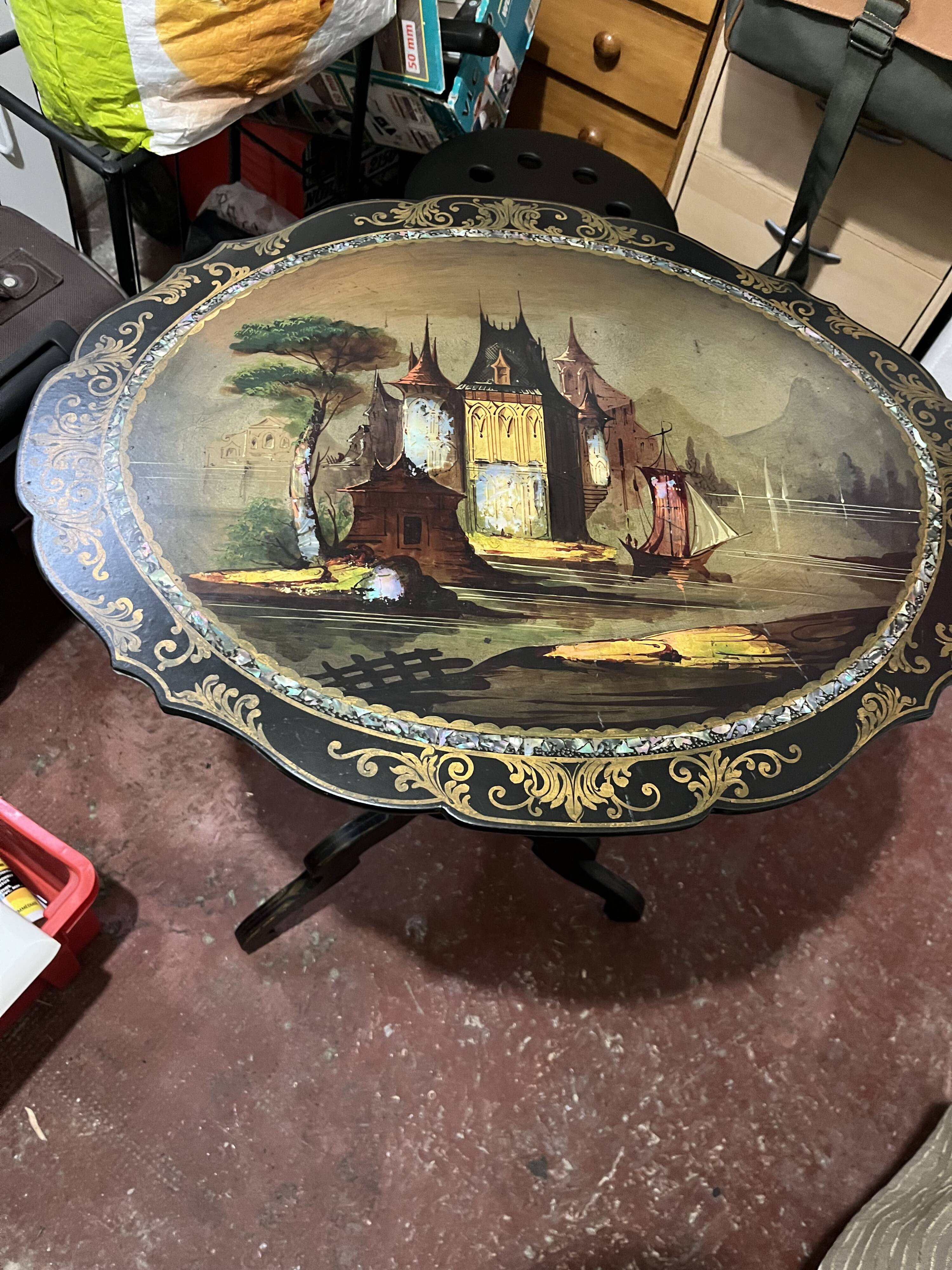 Napoleon III rocking table