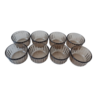 Set of 8 ramekins in smoked glass Arcopal Made in France 70s