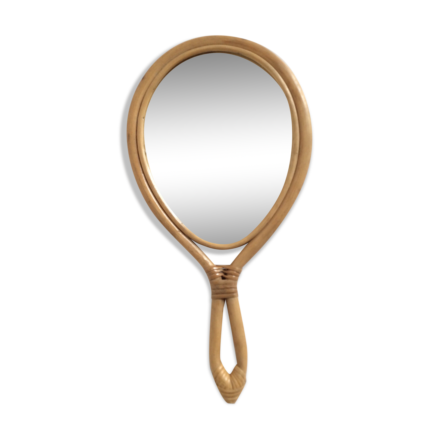 Mirror in rattan, face to hand  36x24cm